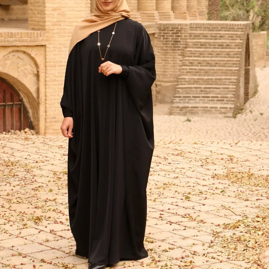 عبا کاربردی مدل مریم با مروارید پانچ شده